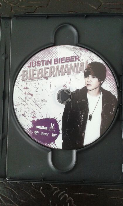 Livro "Justin Bieber" + Dvd "Justin Bieber, Biebermania !"
