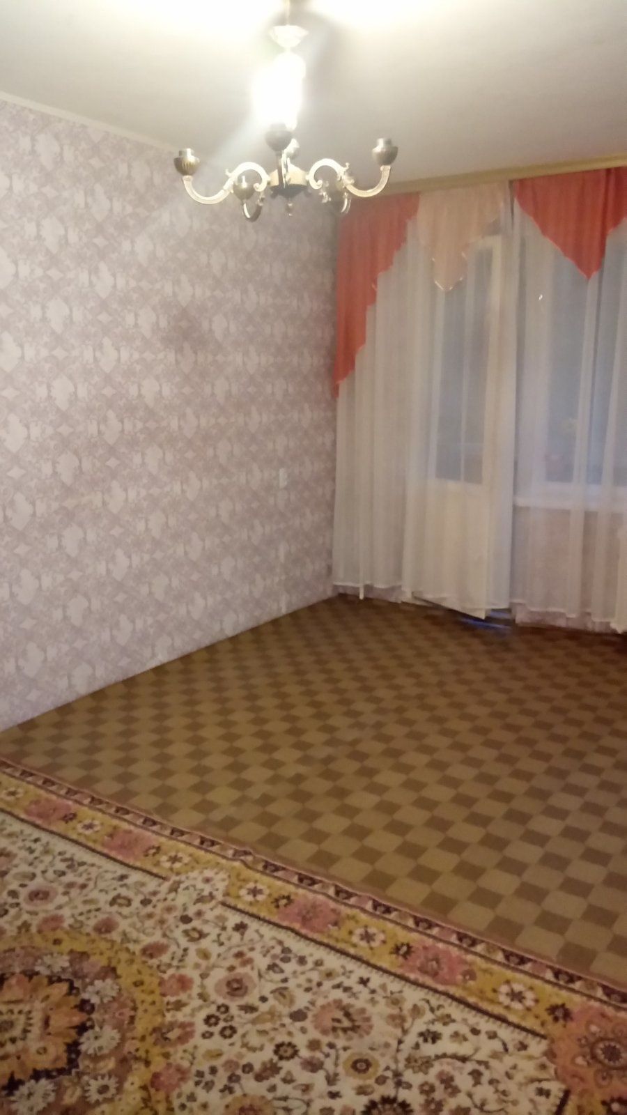 Продам 2-х кімнатну квартиру по вул  Доценко