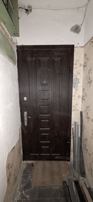Продам Входную дверь.