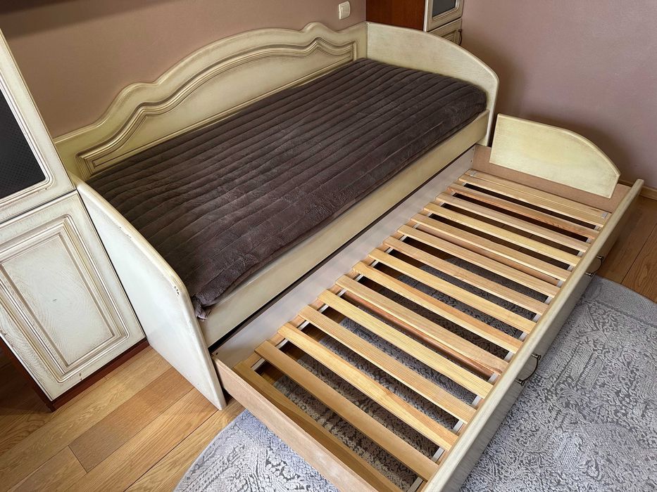 Меблі в дитячу кімнату (дворівневе ліжко)