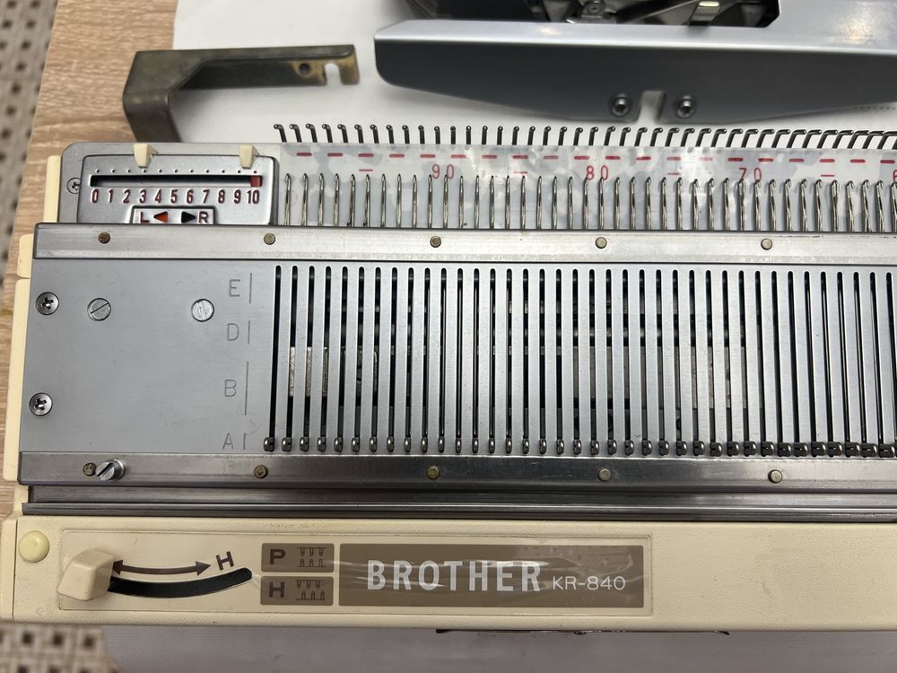 Brother kr-840  вторая фонтура для пятого класа бразеров