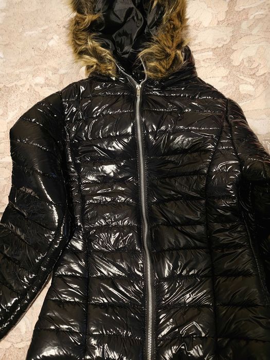 Нова!!! Жіноча Куртка з капюшоном в розмірі XS