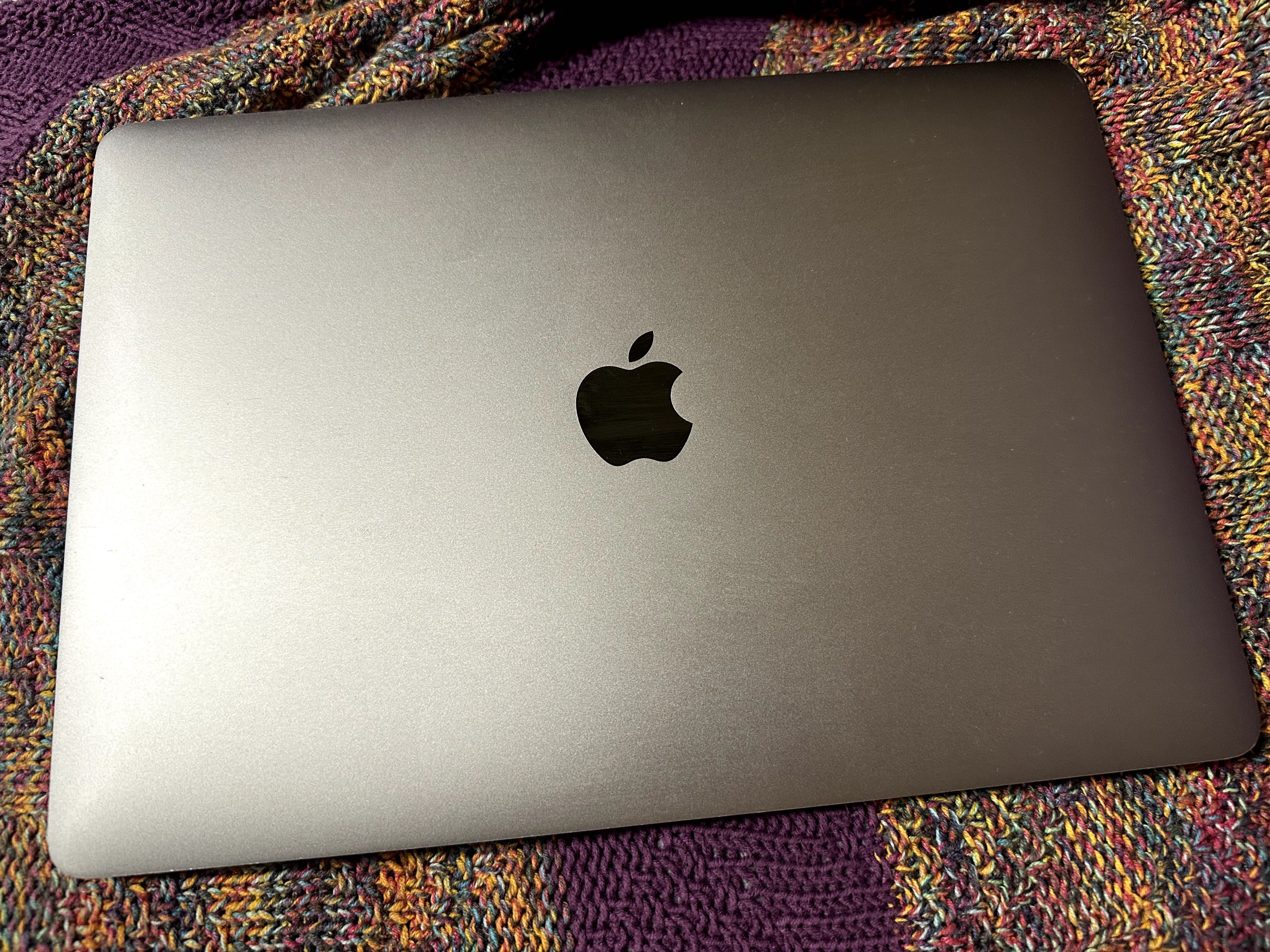 Apple MacBook Pro 13 A1708 Space Gray 8Gb / 256Gb SSD