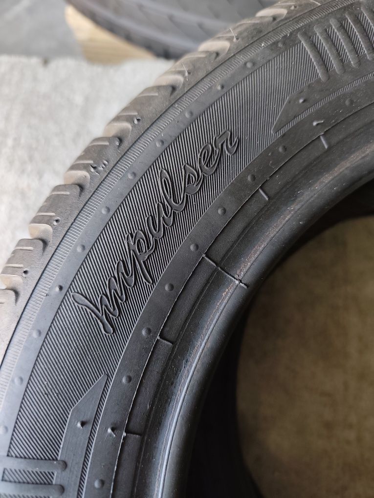 Pneus 135/70r13 Kormoran Impulser com 80% piso