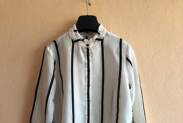 Calvin Klein - elegancka bluzka z wiskozy (XS/S)