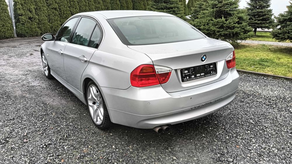 BMW E90 2,5 benzyna, automat