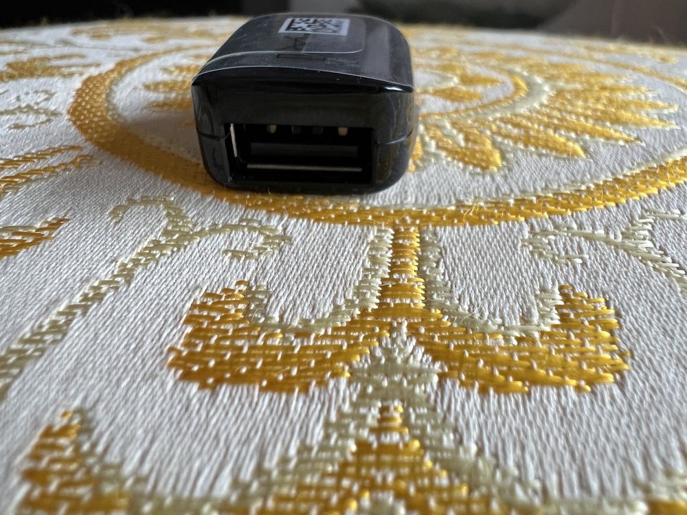 Micro USB connector e USB connector