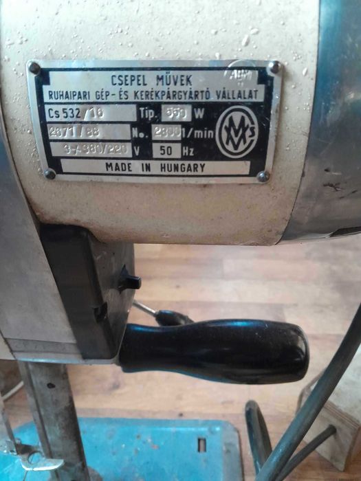 Maszynka do cięcia/krojenia materiału