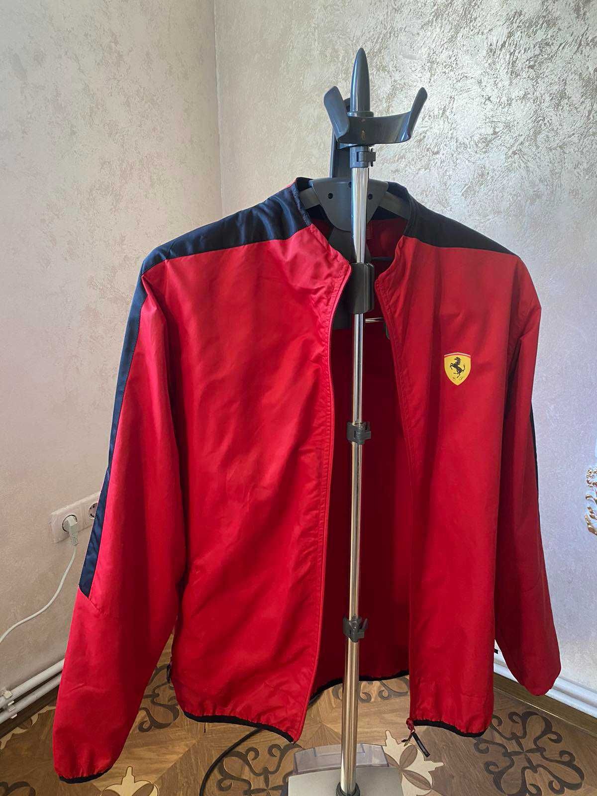 Спортивна вітровка PUMAxFERRARI