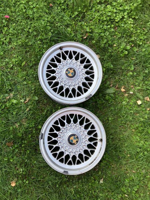 Felgi BMW E30 E34 E32 / klasyk 15” / 4 szt + komplet dekli /