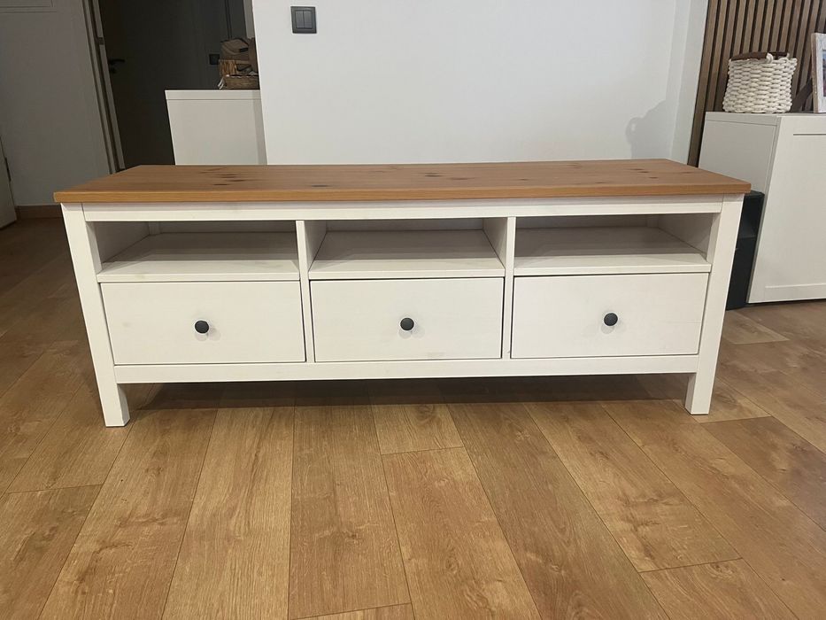 Móvel de TV HEMNES da IKEA