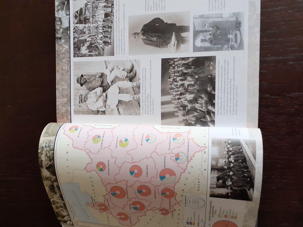 Wysiedlenia wypędzenia i ucieczki 1939- 1959 Atlas ziem Polski