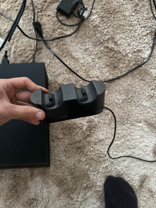 продам play station 4 в дуже хорошому стані