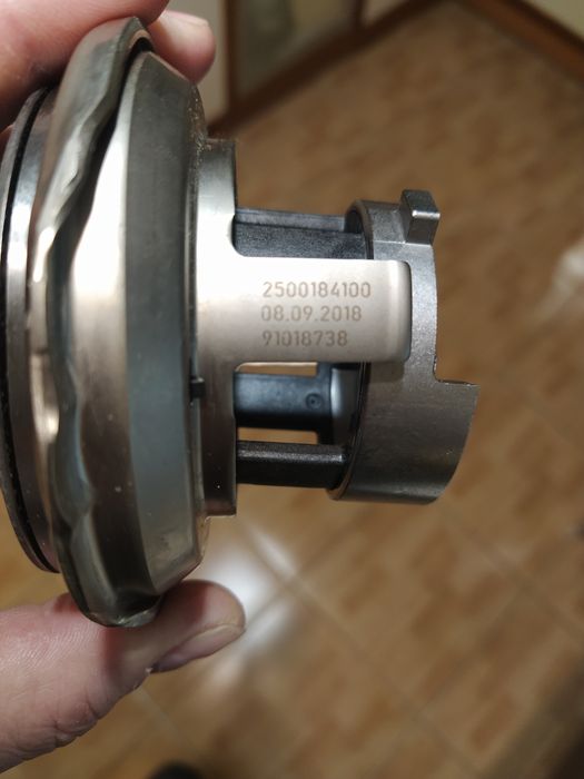 Авто запчасти подшипник