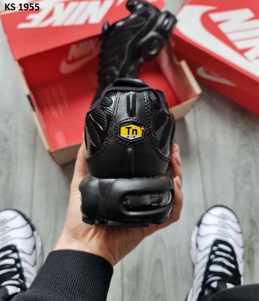 Чоловічі кросівки, Nike Air TN Max Plus Black (чорні)