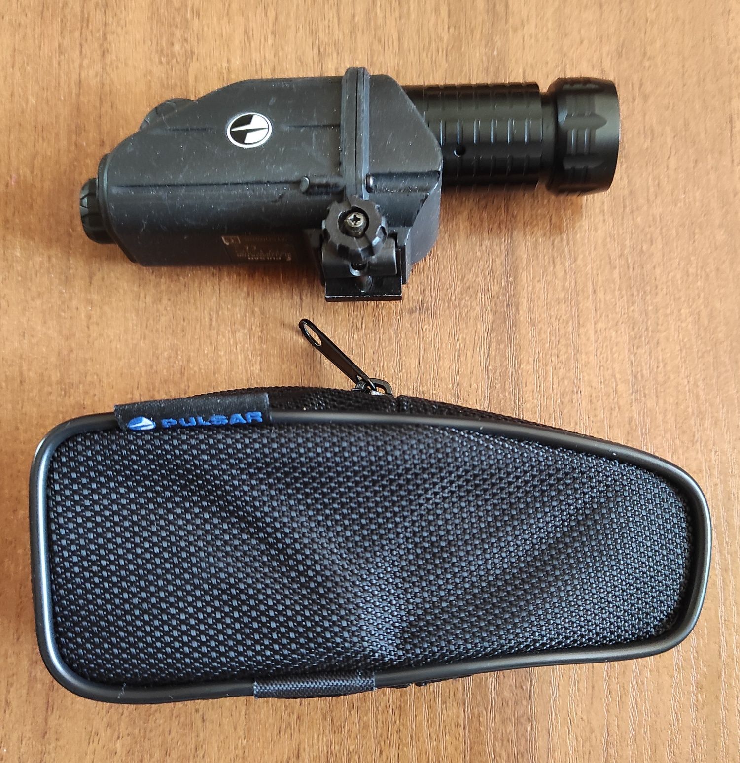 Iluminator laserowy Pulsar AL-915T promiennik podczerwieni noktowizor