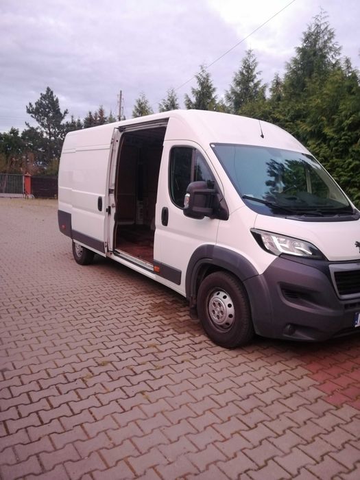 Przeprowadzki Taxi Bagażowe usługi Transportowe mebli Ikea Agata obi