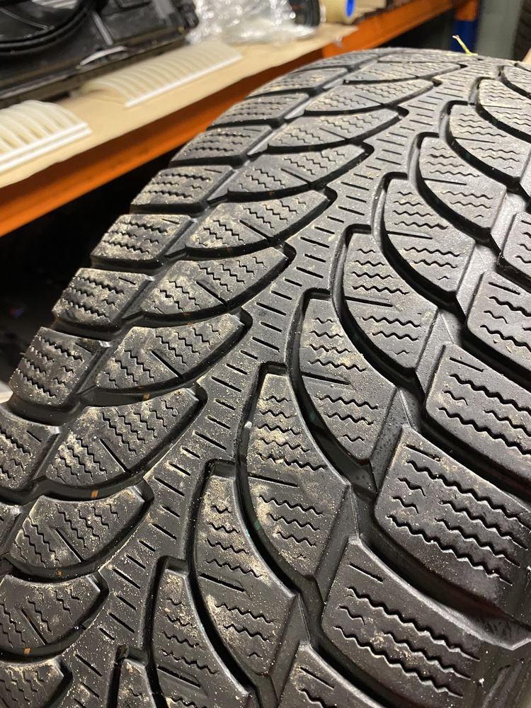 Volkswagen Touareg Alu Felgi 17 Cali + Opony 7mm + Dekle Zima Oryginal