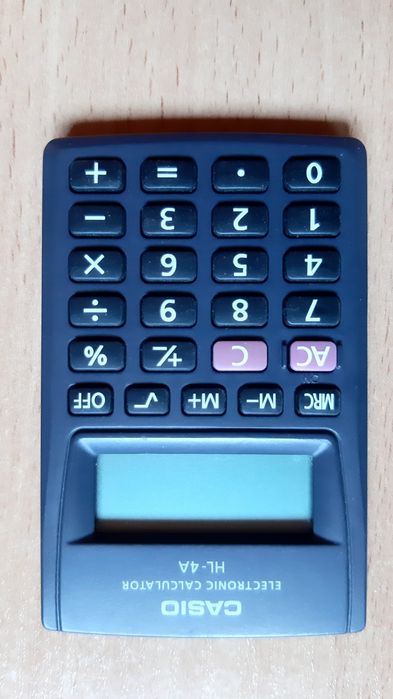 Kalkulator prosty casio HL-4A na mature