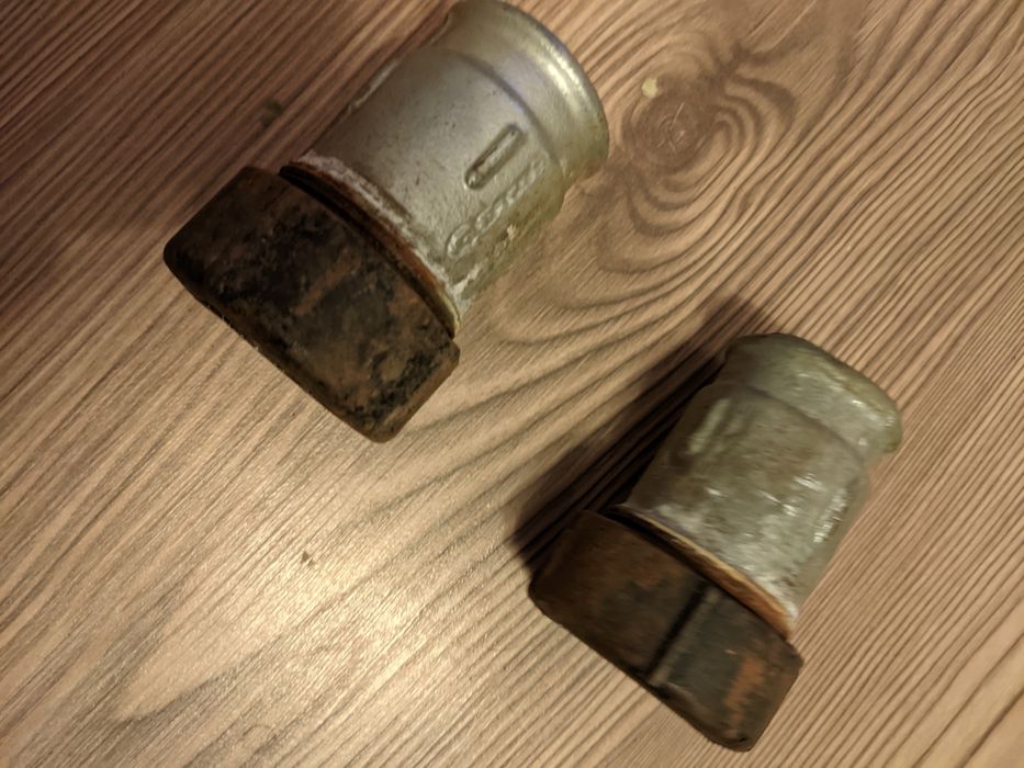 Цанга для железной трубы