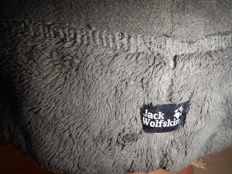 флісова шапка jack wolfskin p.s