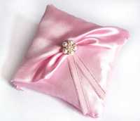Свадебная подушечка для колец розовая нежность