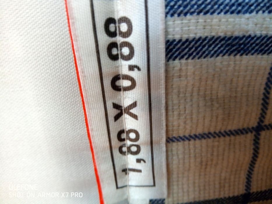 Cama em madeira de crianca