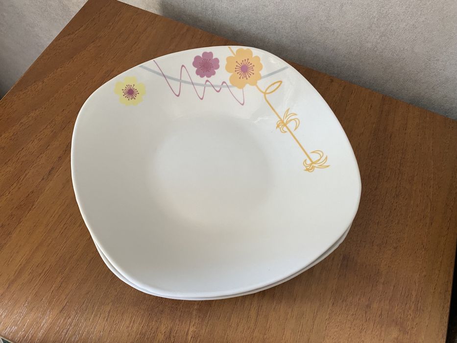 Набір з двох тарілок тарелок