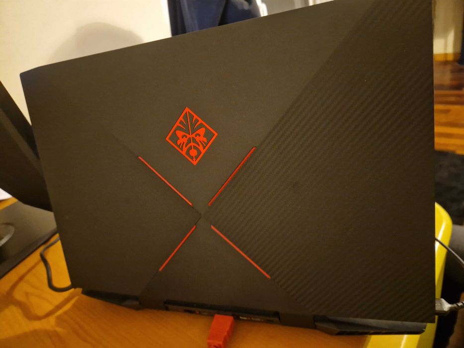 Portátil HP OMEN 15-dc1009np
