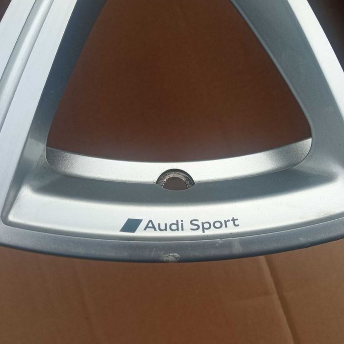 Felga 19 Audi  S5 RS4 RS5 8W F5 19 8W0 Oryginał 9x19 et24