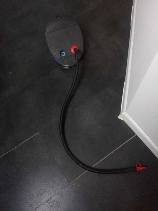 Sprzedam pompkę do materaca