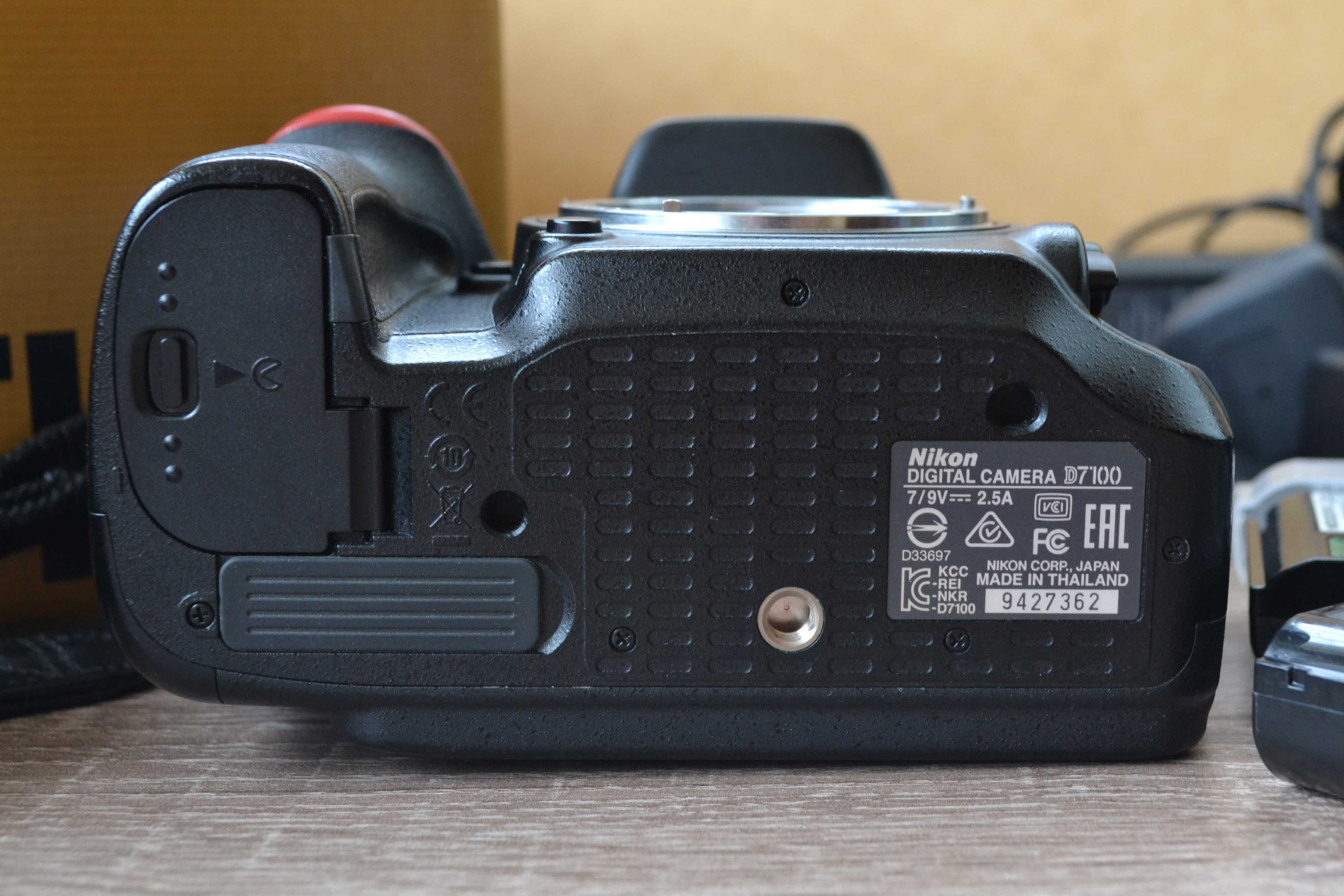 Nikon D7100 (пробіг 13000!) - як нова