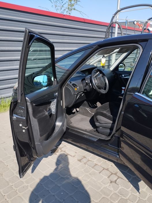 Авто має страховку