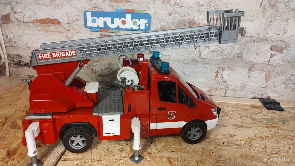BRUDER Mercedes-Benz Sprinter straż pożarna