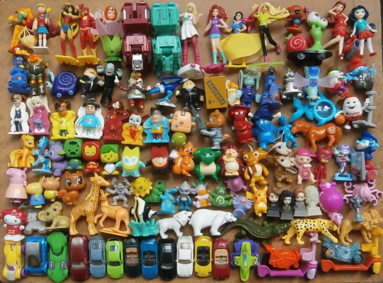 Киндер игрушка Kinder силушка богатырская миньон пеппа кидерино смурф