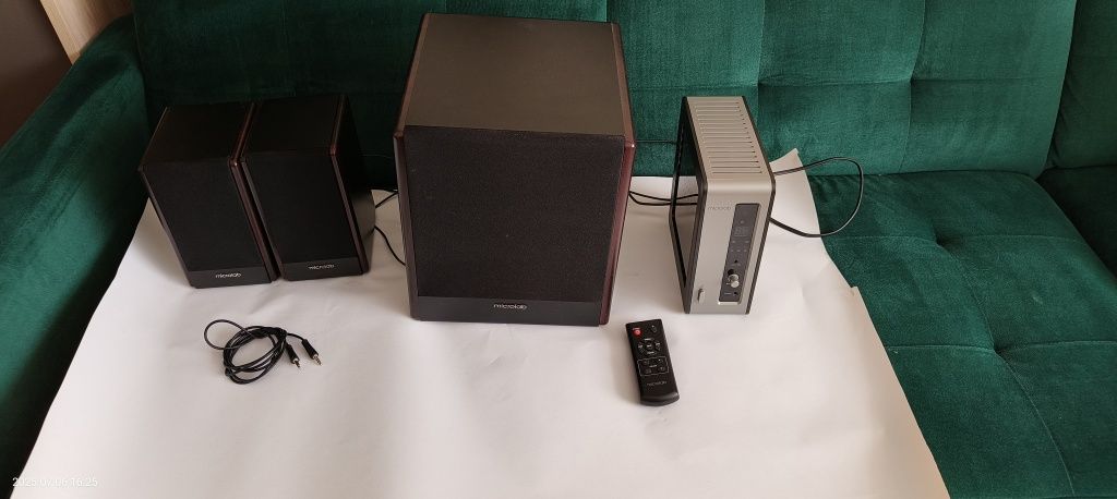 Microlab FC 530 (FC530) - Zestaw stereo głośników 2.1 + wzmacniacz