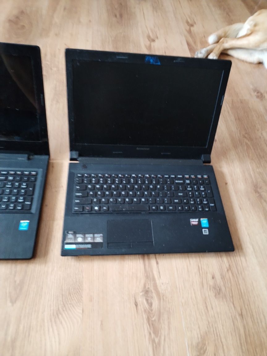 Sprzedam dwa laptopy na cześć