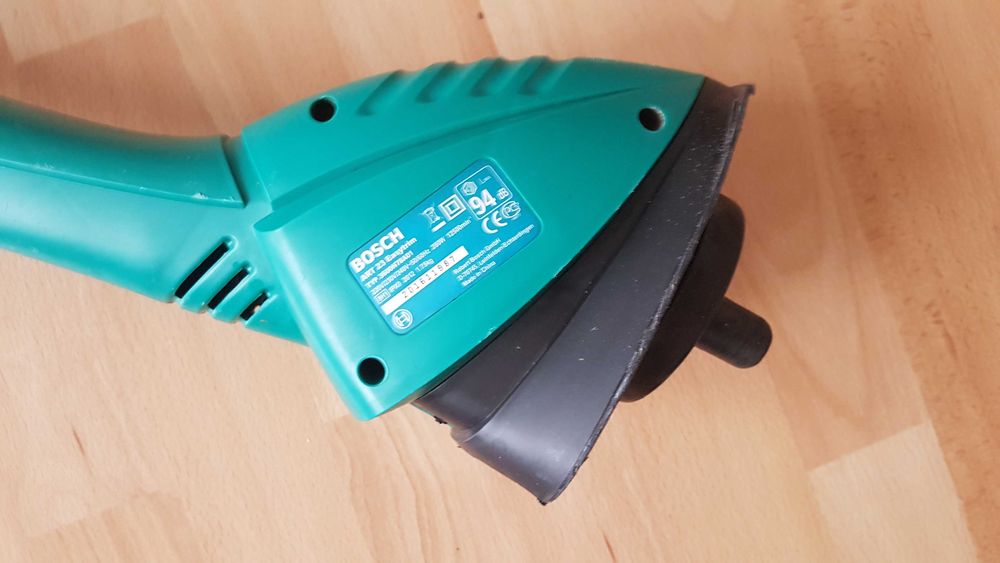 Podkosiarka elektryczna do trawy BOSCH ART 23 Easytrim