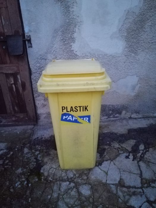 Kosz na śmieci 120 l