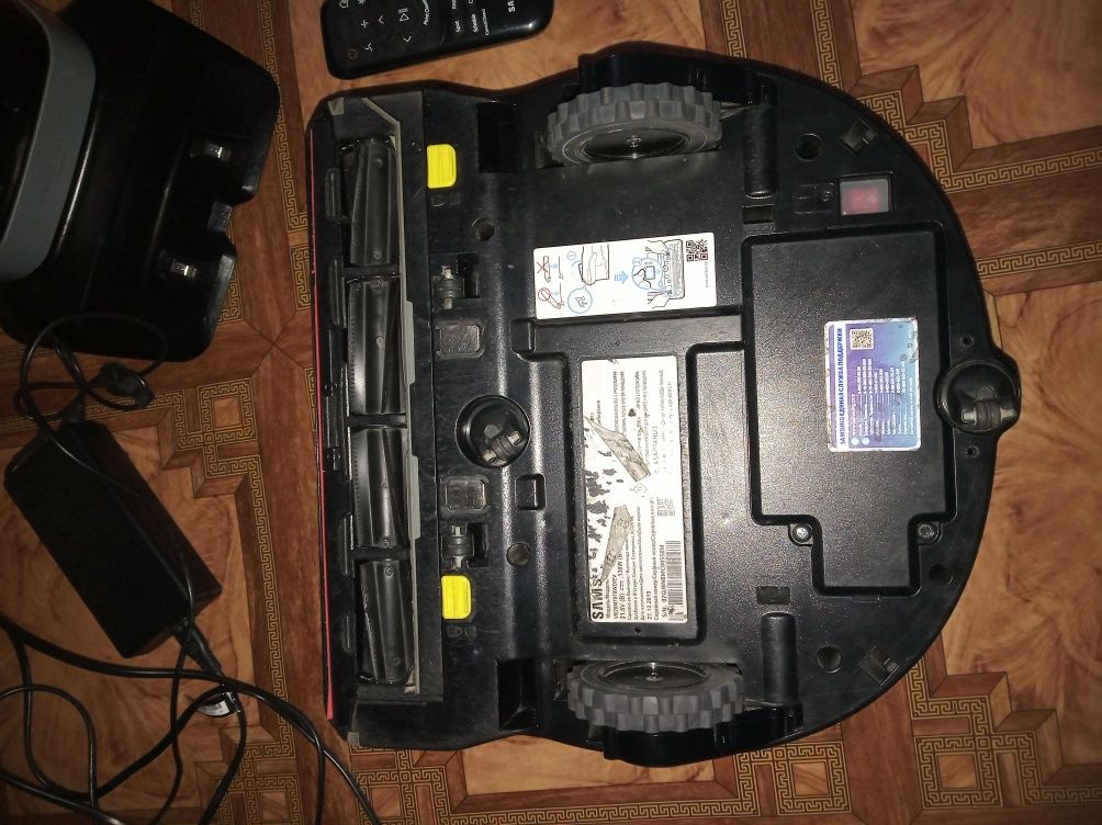 Робот пылесос Samsung PowerBot 70707