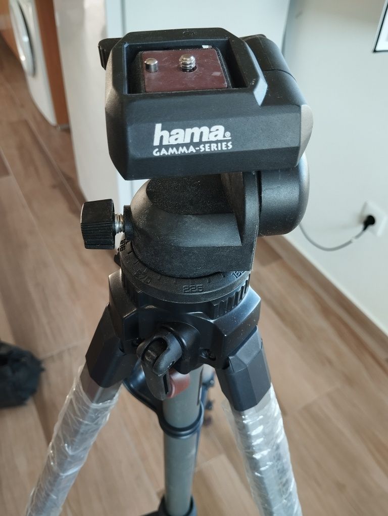 Vendo tripé para máquina fotográfica