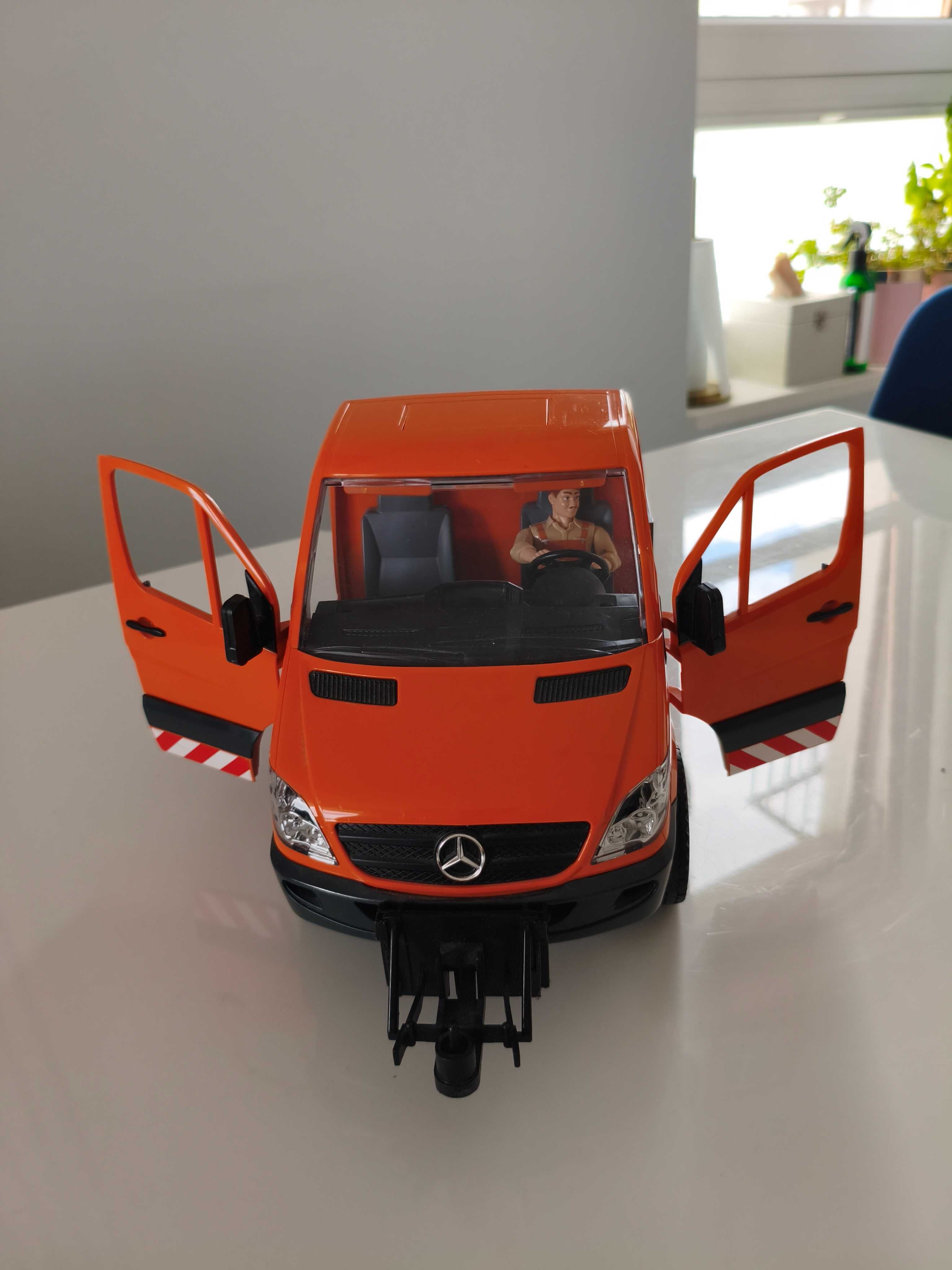 BRUDER Mercedes Sprinter 02537