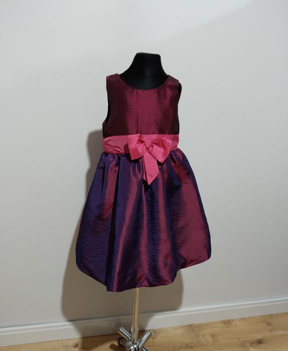 Wizytowa sukienka firmy H&M używana rozmiar 6- 7 lat 122 cm