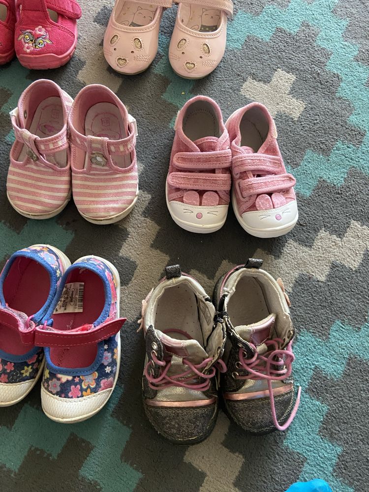 Buty, półbuty, buciki, pantofelki, baletki, kalosze, 21, 22, 23