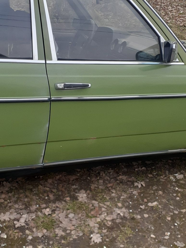 Продам Mercedes w123