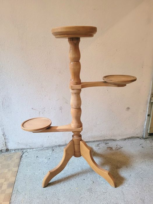 Kwietnik PRL rzeźbiony vintage retro drewniany do renowacji