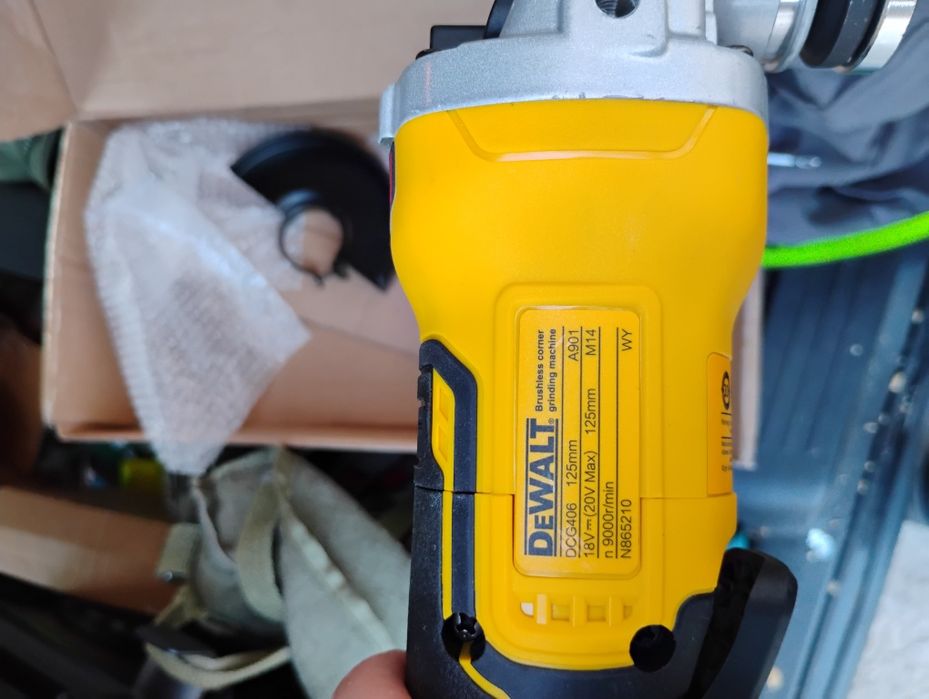 Szlifoerka Dewalt dcg406 bez bateri