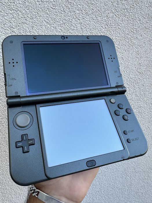 New 3DS XL (Top IPS, 128Gb, 200+ jogos, Pokemon/Zelda/Mario/Inazuma)
