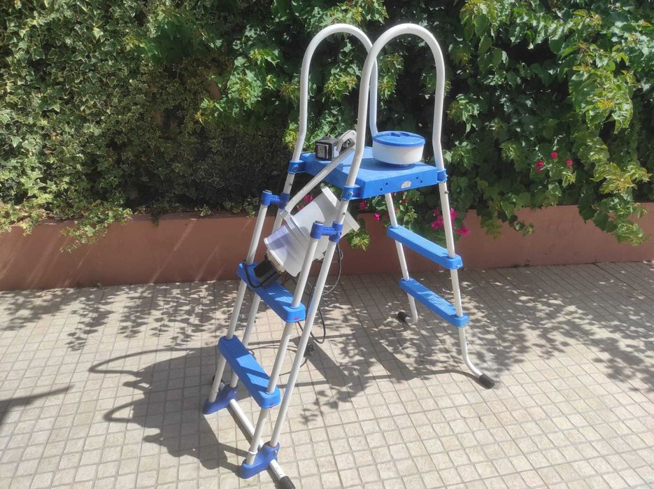 Escada e skimmer para piscina