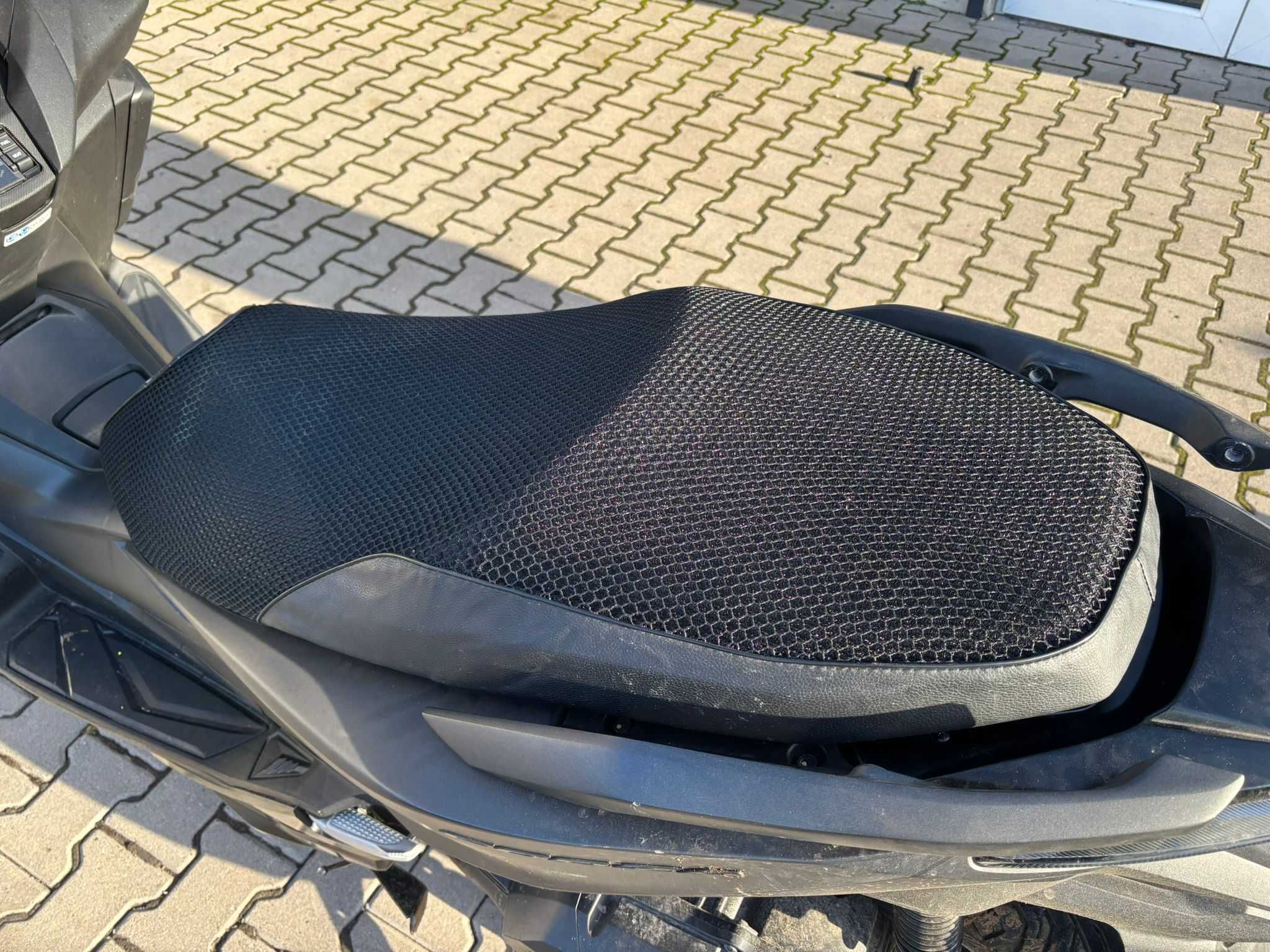 Pokrowiec Ochronny na Fotel Siedzenie Kanapę do Honda Forza Mocny!